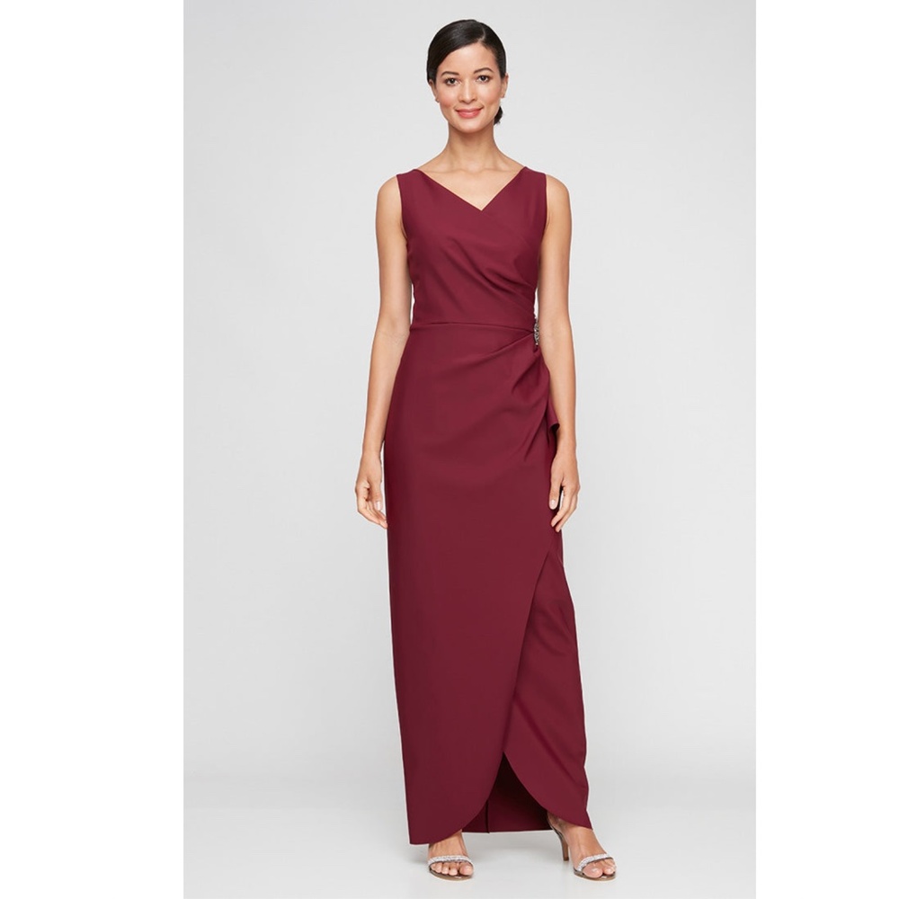 Alex Evenings: Sleeveless Sheath Dress (NWT)